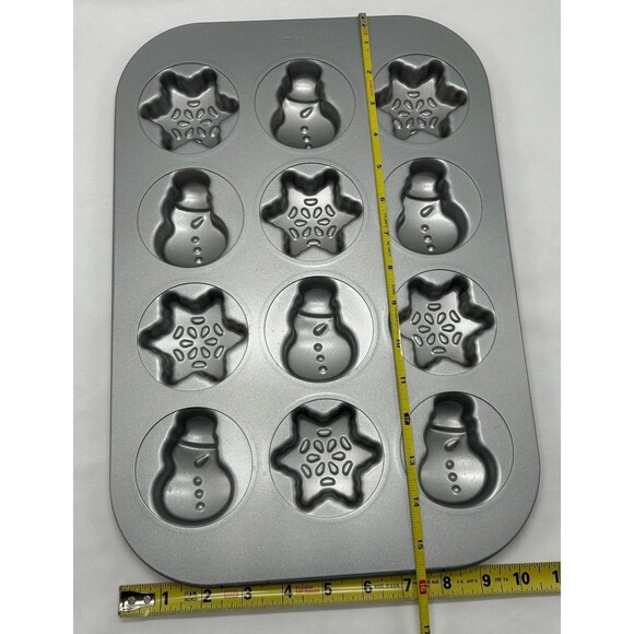 PAMPERED CHEF Winter Snowman Snowflake 12 Cavity Cup Cake Pan #100022 15.5x10.5" - Picture 3 of 6